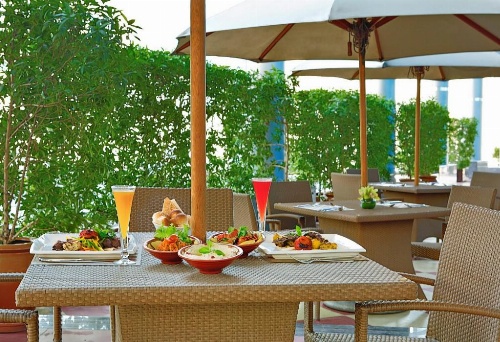 City Seasons Hotel image 20