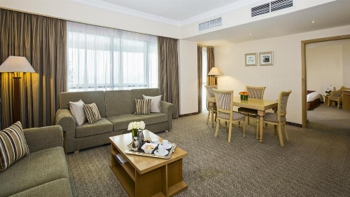 City Seasons Hotel image 8