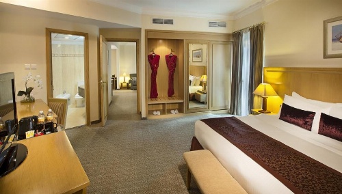 City Seasons Hotel image 9